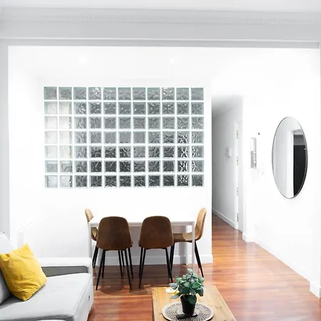 Acogedor Y Familiar Guggenheim *